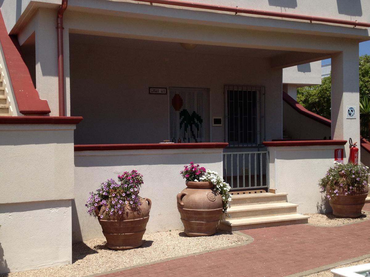 كاروفينيو Residence Mezzaluna المظهر الخارجي الصورة