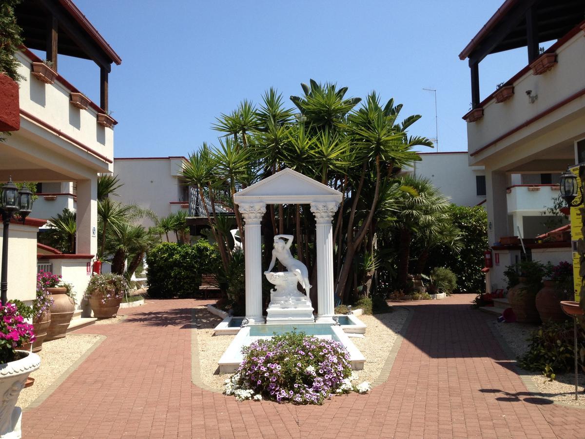 كاروفينيو Residence Mezzaluna المظهر الخارجي الصورة